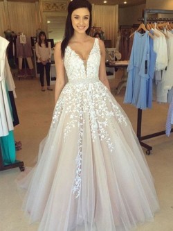 Shop V-neck Floor-length Tulle with Appliques Lace Princess Classy Ball Dresses in New Zealand
