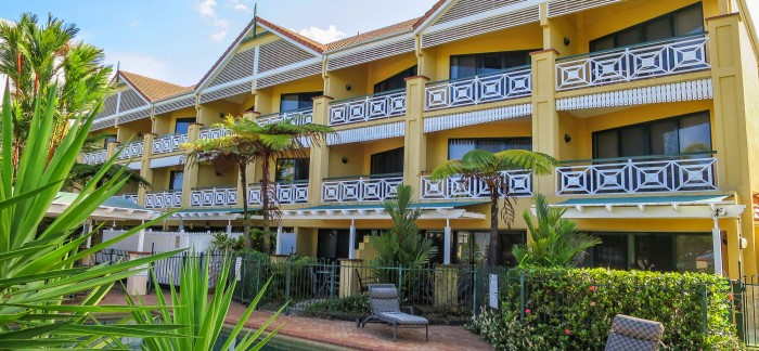 Home – Waterfront Terraces Cairns accommodation Holiday ApartmentsWaterfront Terraces Cair ...