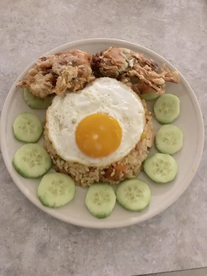 Tomyum fried rice with soft shell crabs 🦀