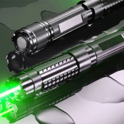 pointeur laser vert super puissant 10000mW