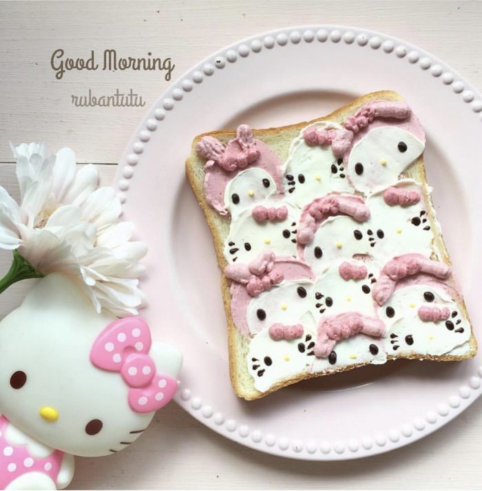 Hello Kitty bread with cream