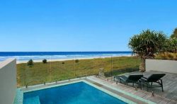 4 Bedroom Family Beachfront Home with Pool in Mermaid Beach, Gold Coast