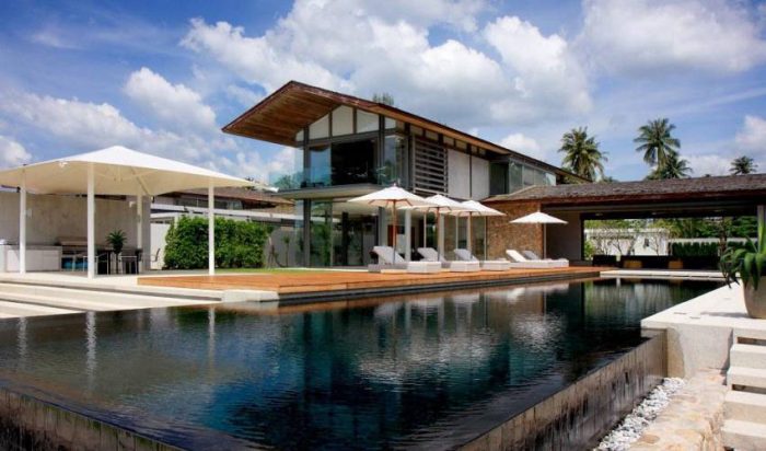 6 Bedrooms Beachfront Villa in Natai Beach, Phuket, Thailand