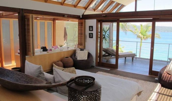 3 Bedrooms Luxury Villa in Sydney, Watsons Bay | VillaGetaways.com