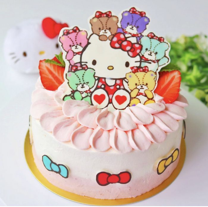 Hello Kitty Cake 😮🥰