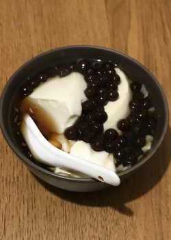Homemade Tofu Fa with black pearls