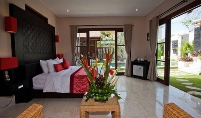 6 Bedrooms Luxury Family Villa with Private Pool Batubelig, Bali