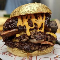 24 Gold digger burger with beef short ribs