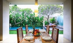 3 Bedrooms Luxury Holiday Villa with Private Pool in Batubelig, Bali 