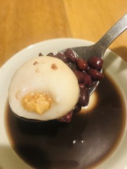 Red bean soup with peanut mochi