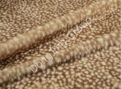 9G0560-OFF-WHITE DEER PRINT FAUX FUR FABRIC