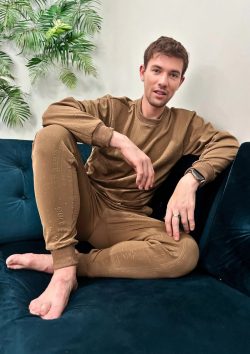 Elevate Your Style with Our Embossed Gert Tracksuit – Men’s
