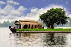 The Magic of an Alleppey Boat House Experience