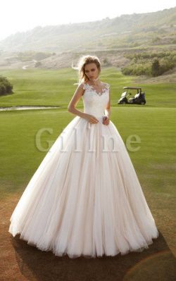 Abito da Sposa in Tulle in Pizzo Naturale Coda A Strascico Corto Senza Maniche – Gillne.it