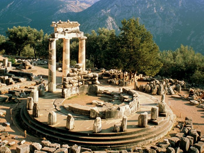 Delphi Tours and Excursions