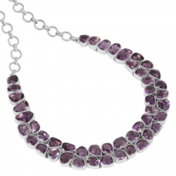 Amethyst Dreams: Adorn Yourself with Purple Majesty