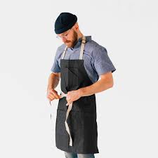 PapaChina Provides Personalized Aprons in Bulk for Business