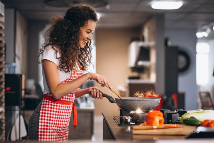 Affordable and Reliable Cook Maid For Home In Mumbai Services