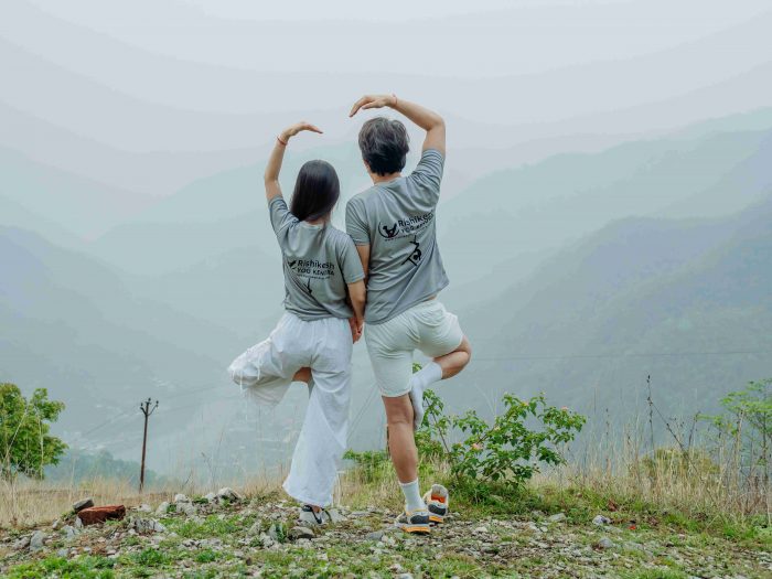 Best 200 hours yoga teacher training course