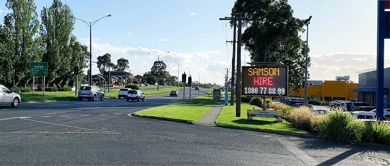 Get More Attention with Electronic Advertising Boards and Signs