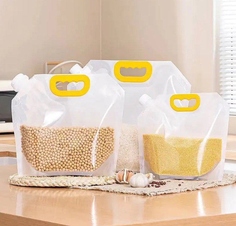 Are Food Packaging Bags Biodegradable and Different from Regular Plastic Bags?