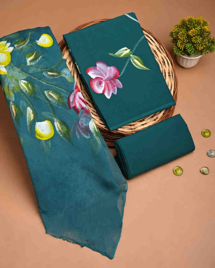 Buy Premium Cotton Suit with Chiffon Dupatta Online