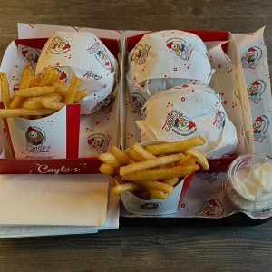 Why Caylos Is Becoming a Favorite Place for Comfort Meals