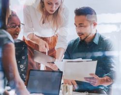 I Invest Online: Your Trusted Source for Business Finance News and World Financial News