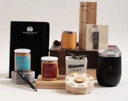 Buy Corporate Gifts for Employees & Clients