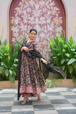 Elegant Party Wear Anarkali Kurta for Women – Perfect Festive Look