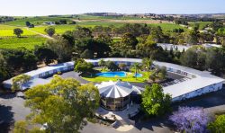 Experience Comfort and Romance at a Barossa Valley Couples Retreat