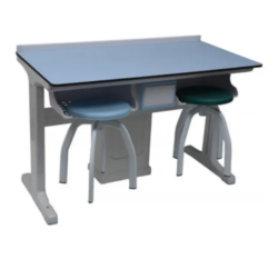 Laboratory Table Safety Features Schools Cannot Ignore
