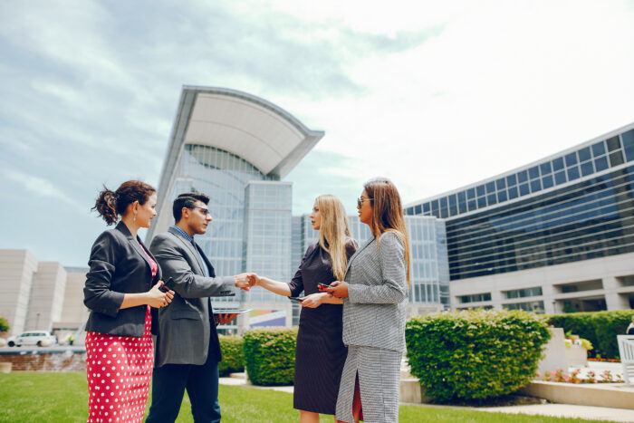 HR Compliance in UAE: Complete Guide to Labour Laws, Policies & Business Requirements
