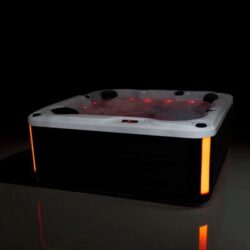 Choosing Between a 5 Seater Hot Tub and a 6 Seater Hot Tub: Find the Perfect Spa for Your Home