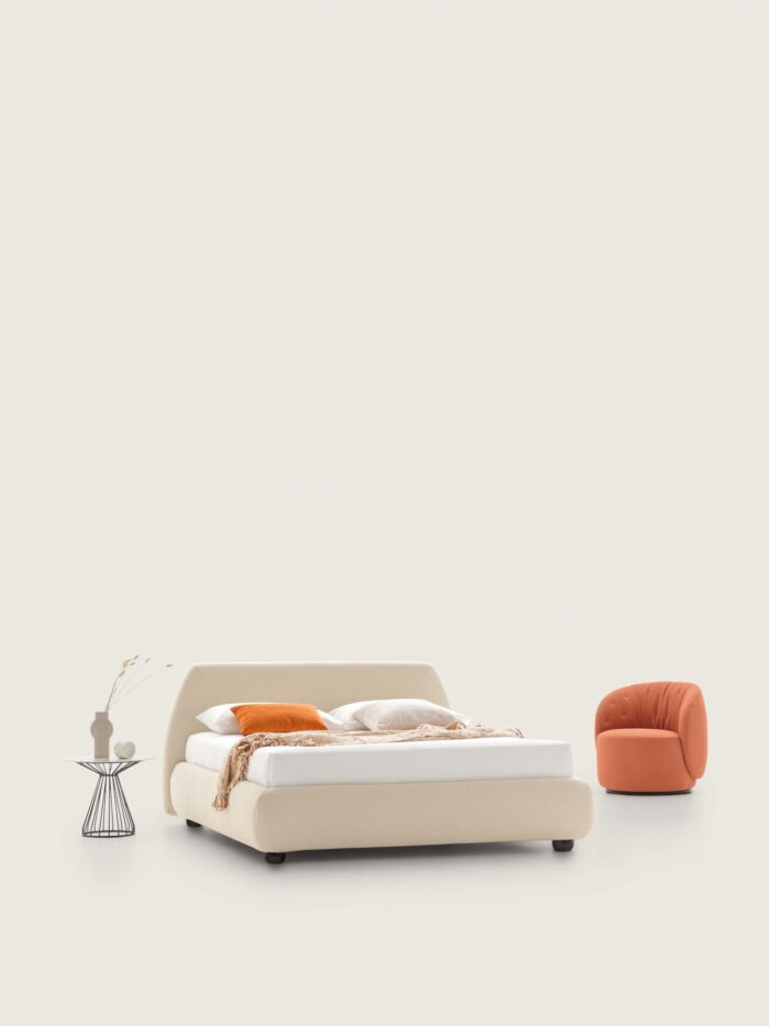 Armchairs and Beds in Marbella: How to Choose Furniture You’ll Love for Years