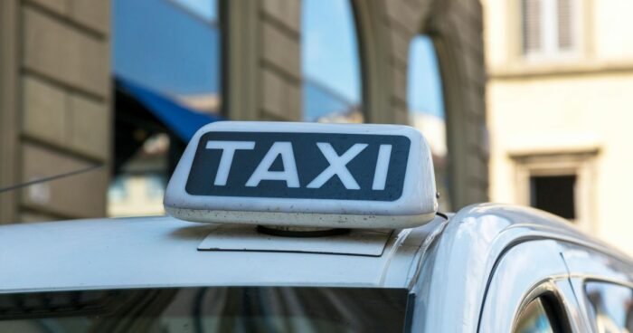 Maxi Cab Melbourne with Baby Seat & Car Seat | 11-Seater Van | Book 24/7